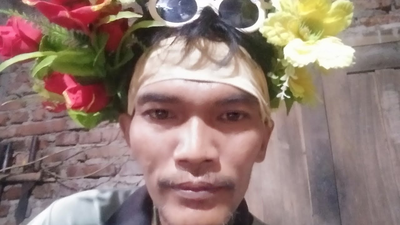 Sedang Live‼️kembang di kepala