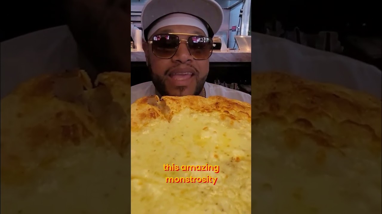 Cheesy Pizza Review: Is This 3.8/5 Worth It? #shorts