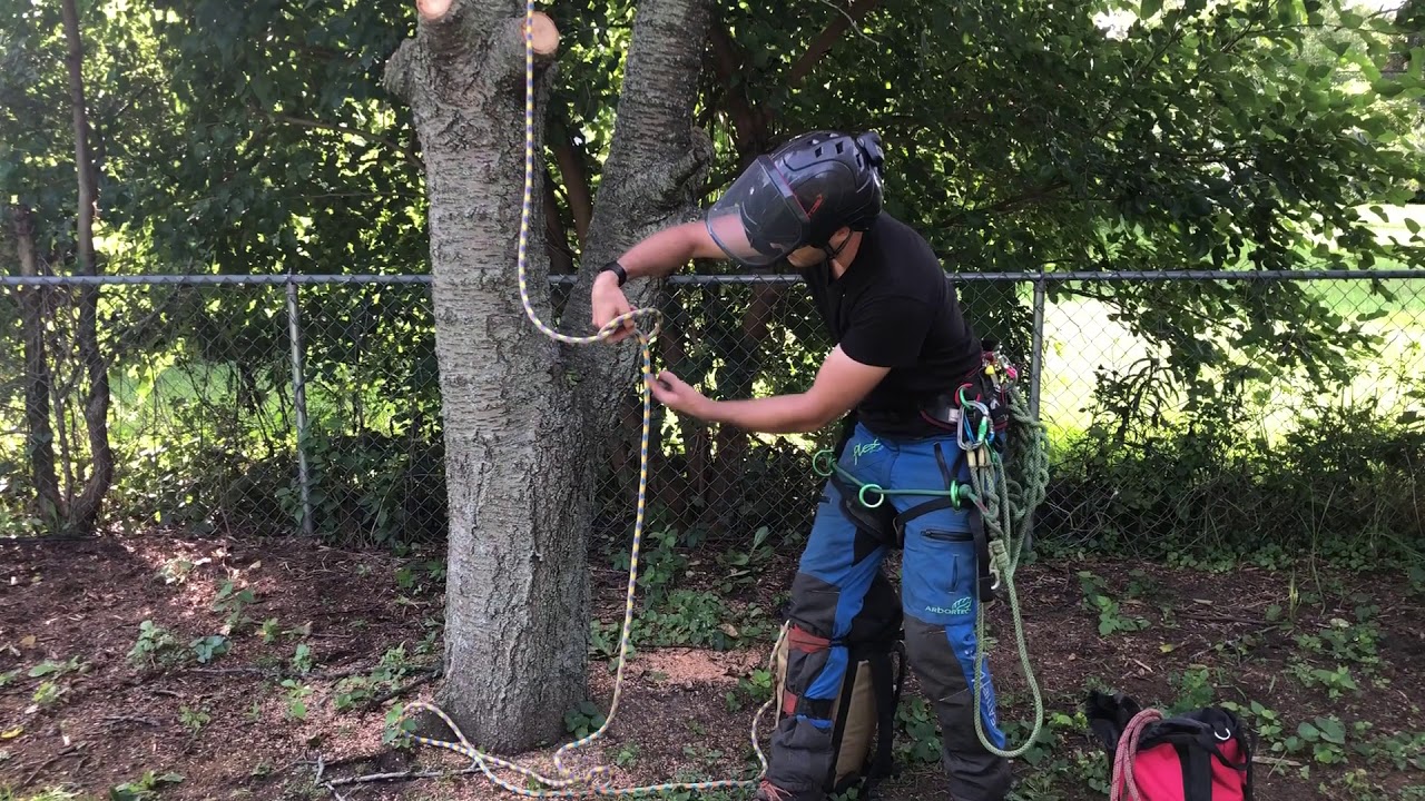 Use a Slip Knot to attach a chainsaw to a climber's line