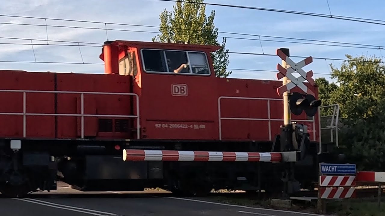Spoorwegovergang De Bilt // Dutch Railroad Crossing 
