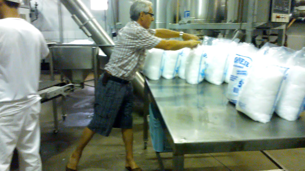 embalando gelo em escamas
