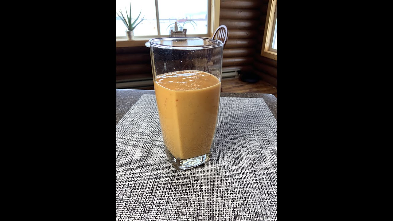 Mango Almond Milk Smoothie