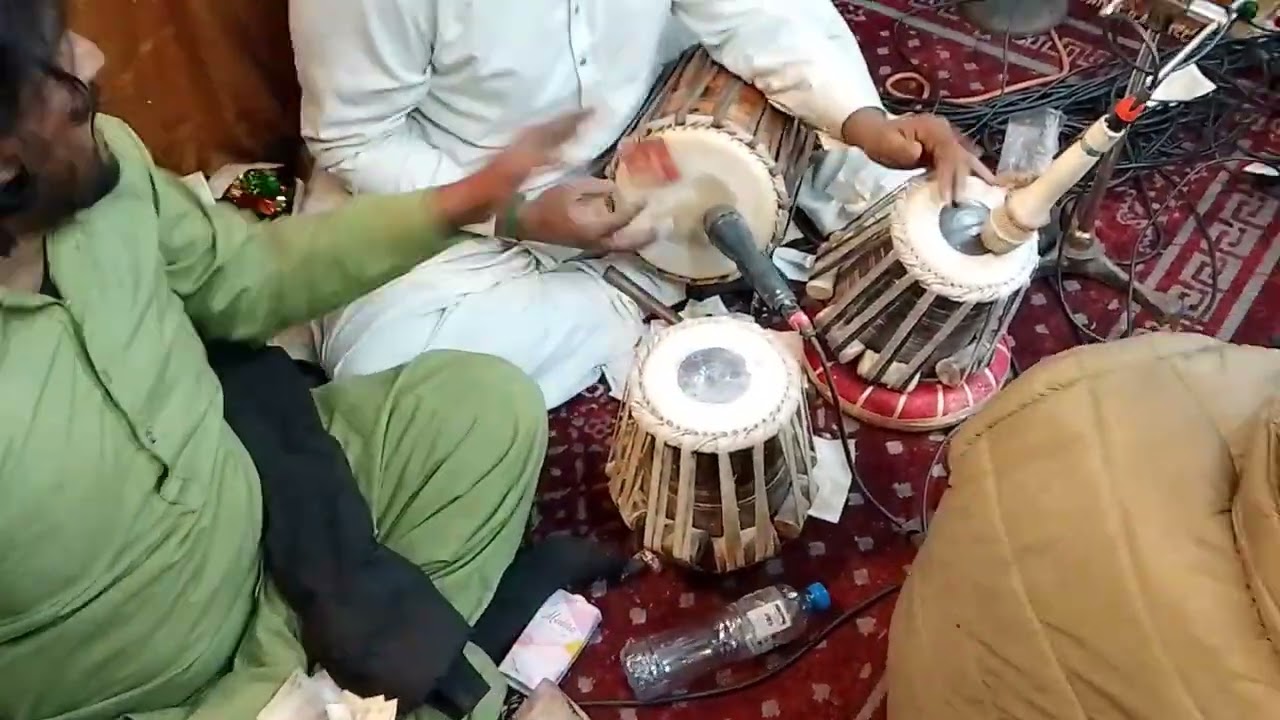 اسی دھمال پہلے نہیں سنی ہو گی شرت لگالو 