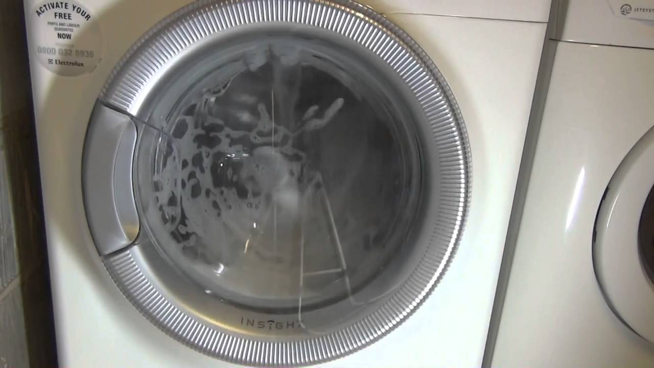 Electrolux Time Manager Washing Machine : Mini load cotton 60'c Light + easy iron