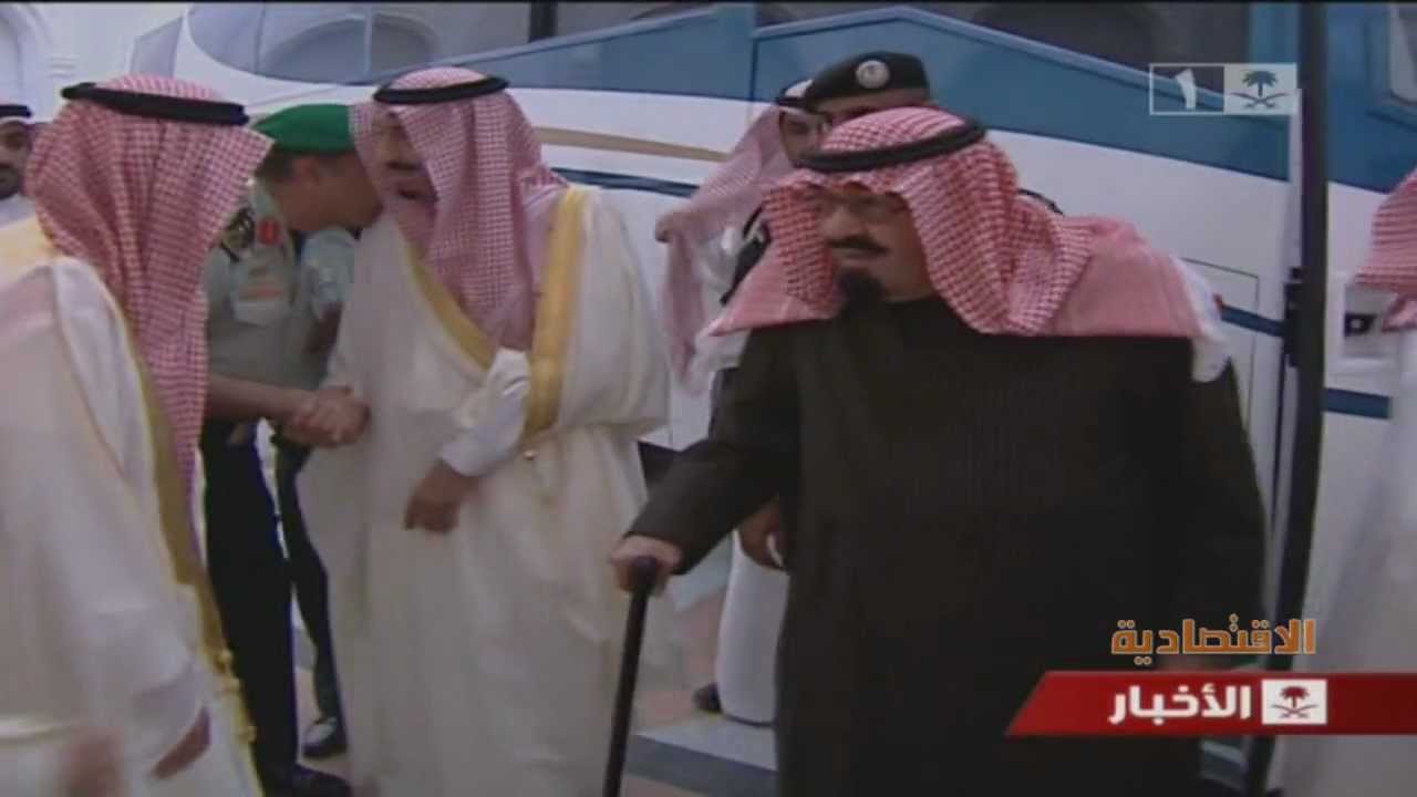 خادم الحرمين يصل إلى الرياض قادماً من روضة خريم