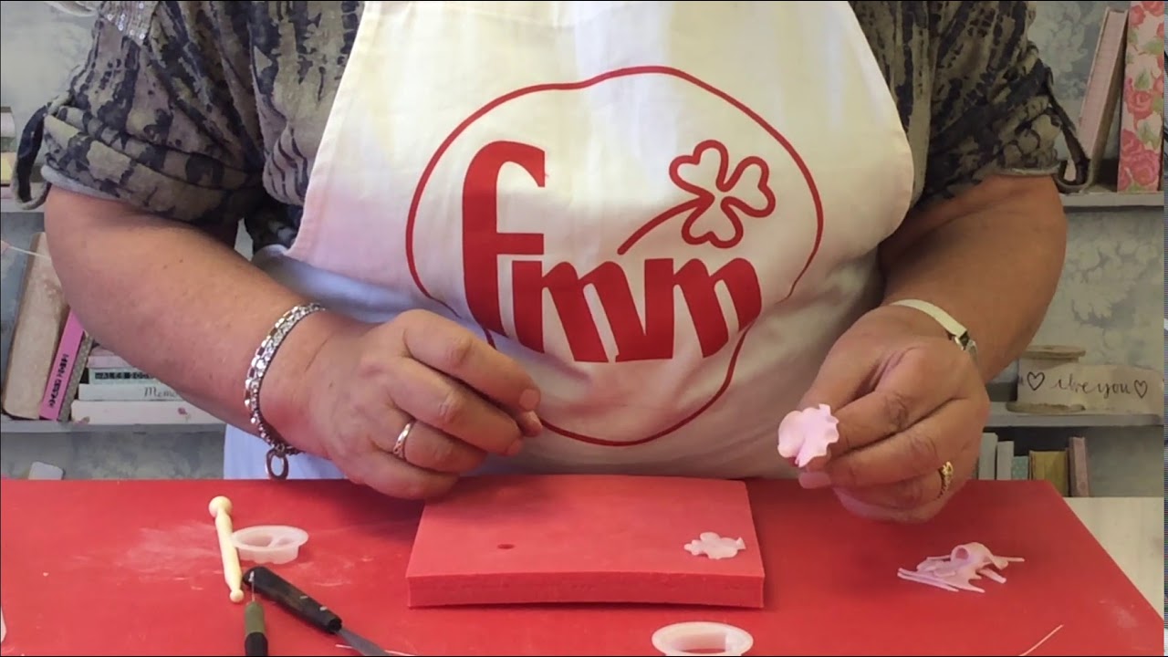 How to make Sweet Pea and Calyx Jasmine flowers using FMM Sugarcraft Cutters