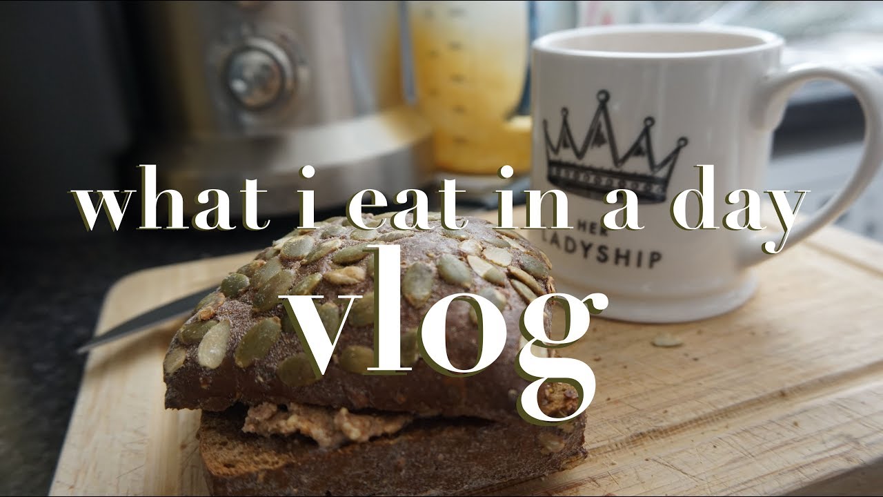 VLOG: Pottering About + Food &bull; Margaret Belle