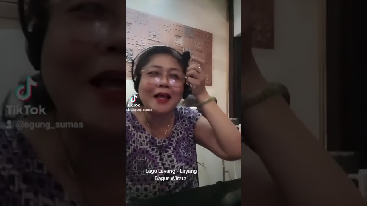 LAGU LAYANG- LAYANG BAGUS WIRATA  