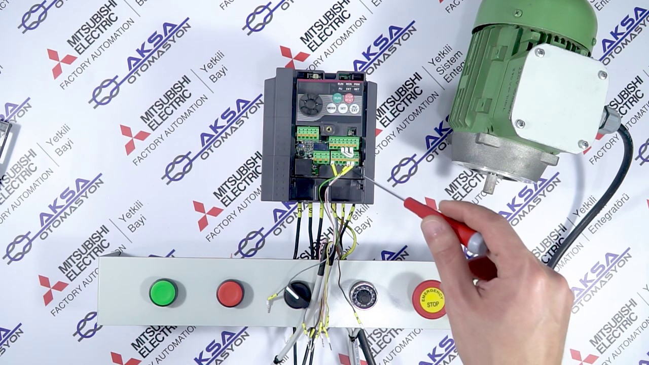 MITSUBISHI ELECTRIC D700 AC MOTOR SÜRÜCÜ BUTONLA START-STOP AYARI (MÜHÜRLEME)