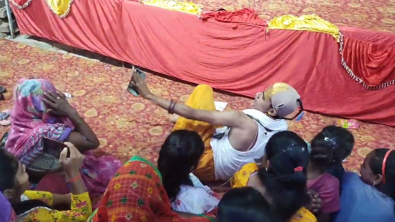 माने एक जरुरी काम कान्हा कहा मिले गा