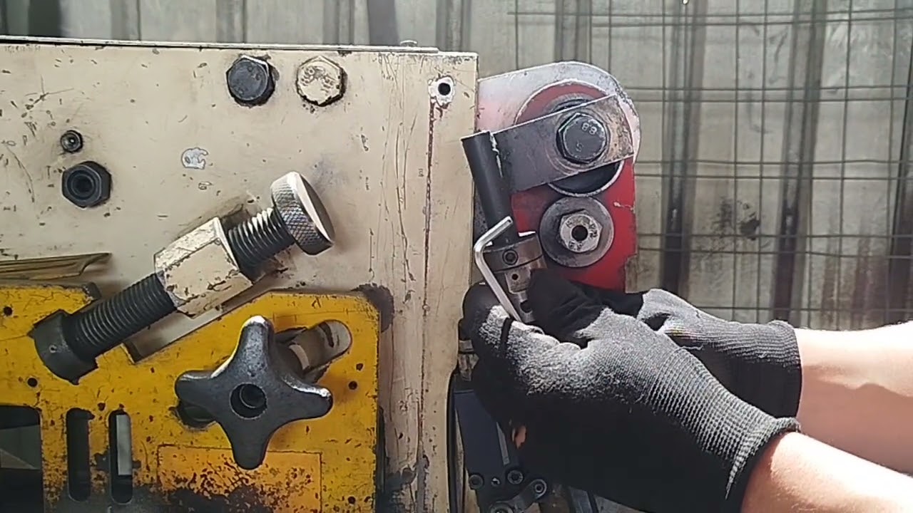 Solución... la punzonadora no baja completamente 