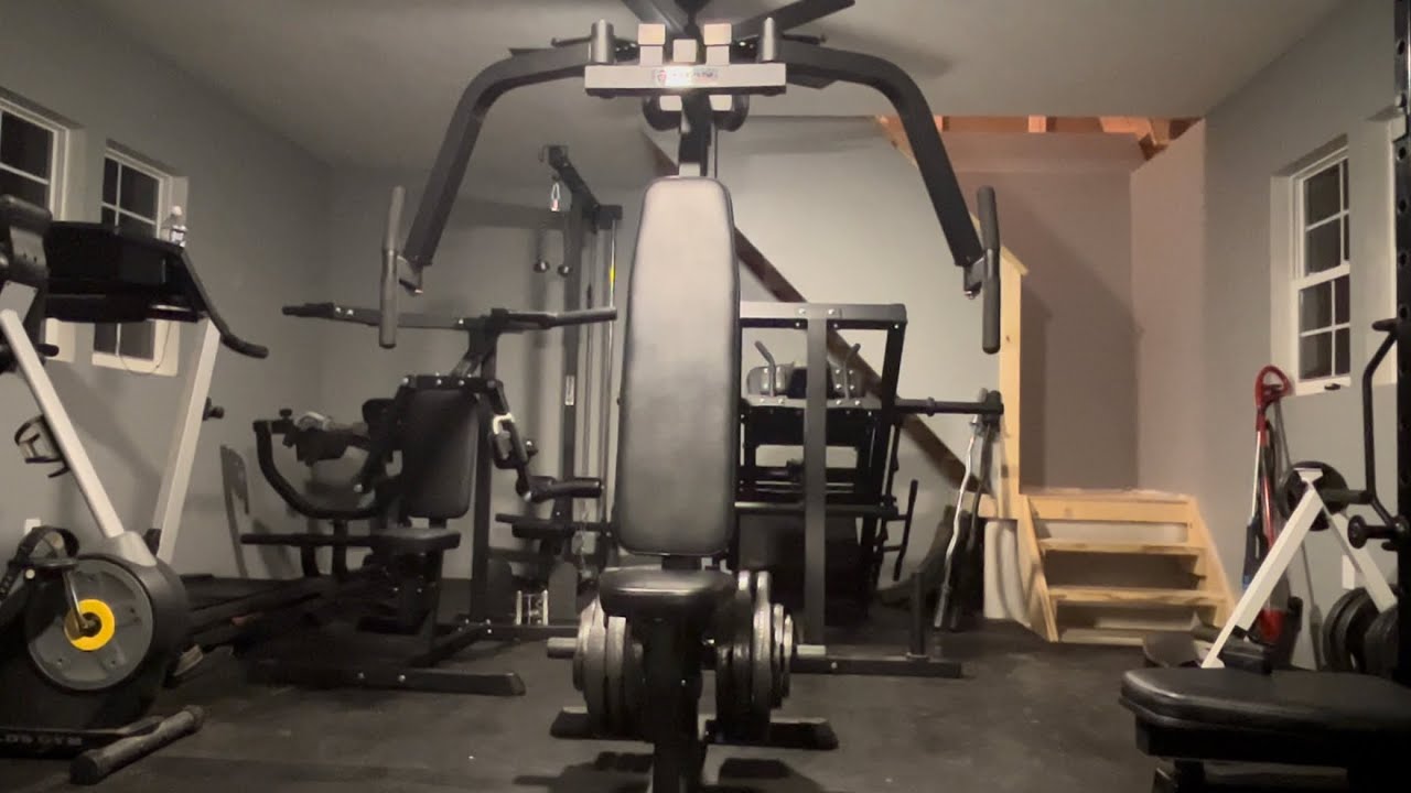 Titan Fitness Plate Loaded Pec/Rear Delt Fly Machine review
