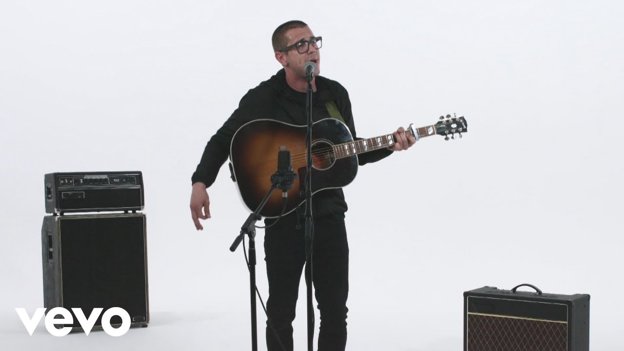 Barry Moore - Step Up The Rhythm (Acoustic Live Session)