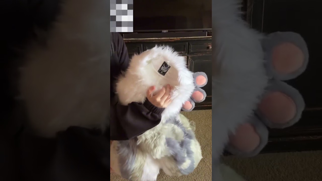 unboxing my new bodysuit!  #furry #fursuitfriday #fursuit