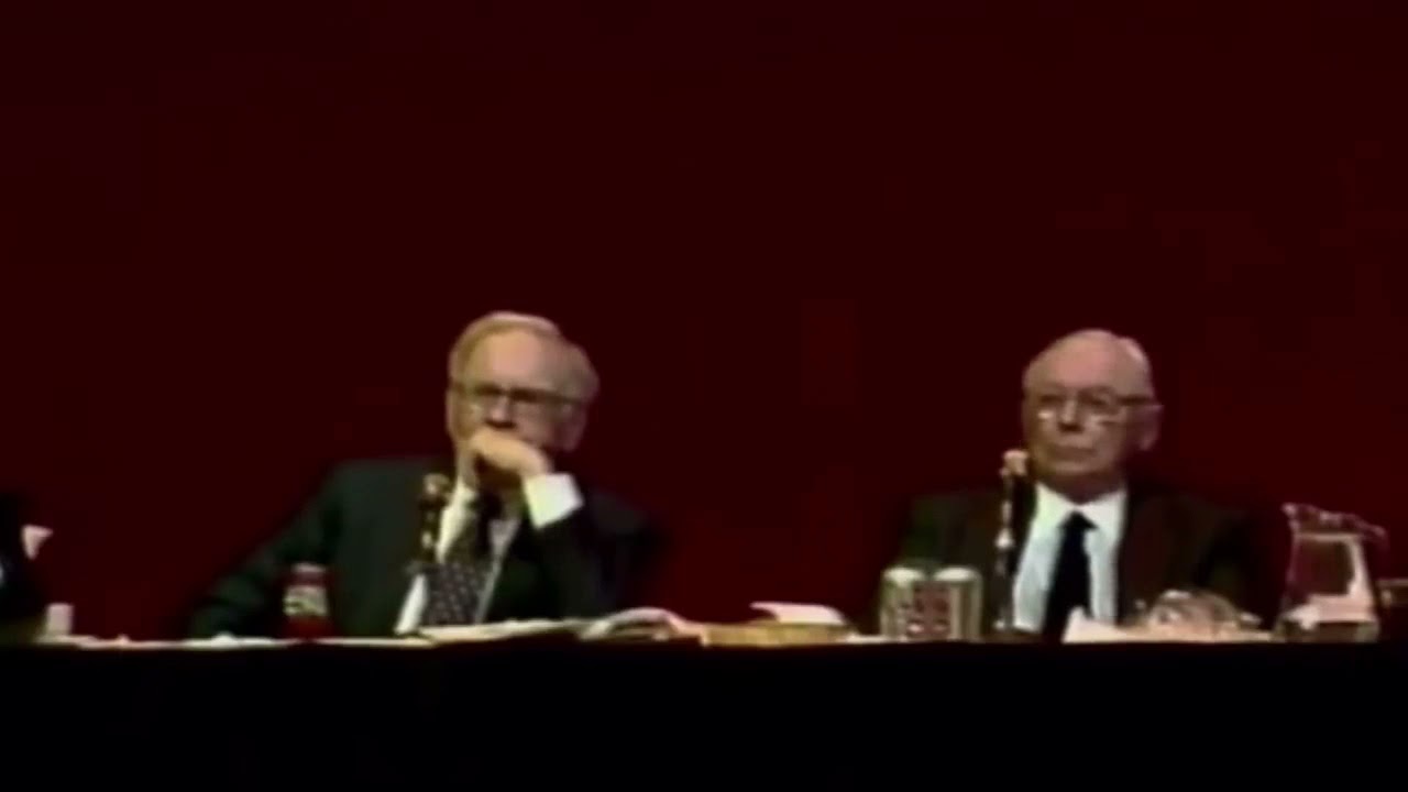 Warren Buffett and Charlie Munger explains why real estate is not a good investment