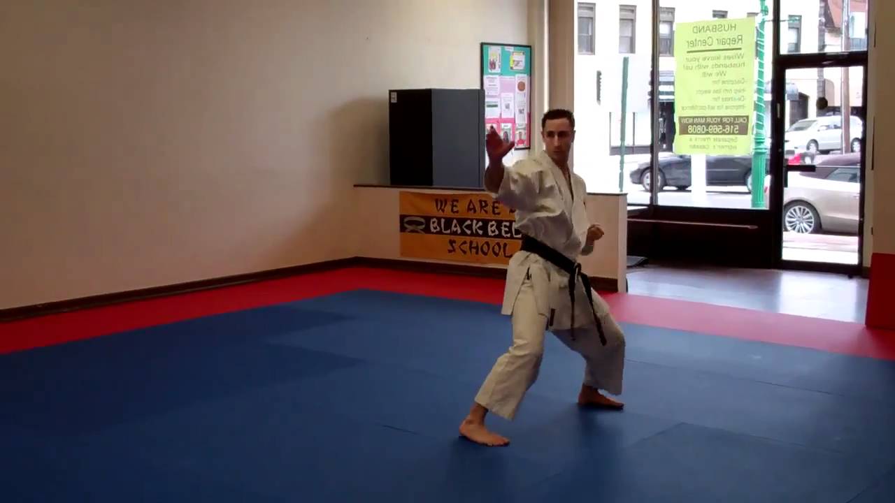 Junro Yondan (slow motion) - Warren Levi Karate