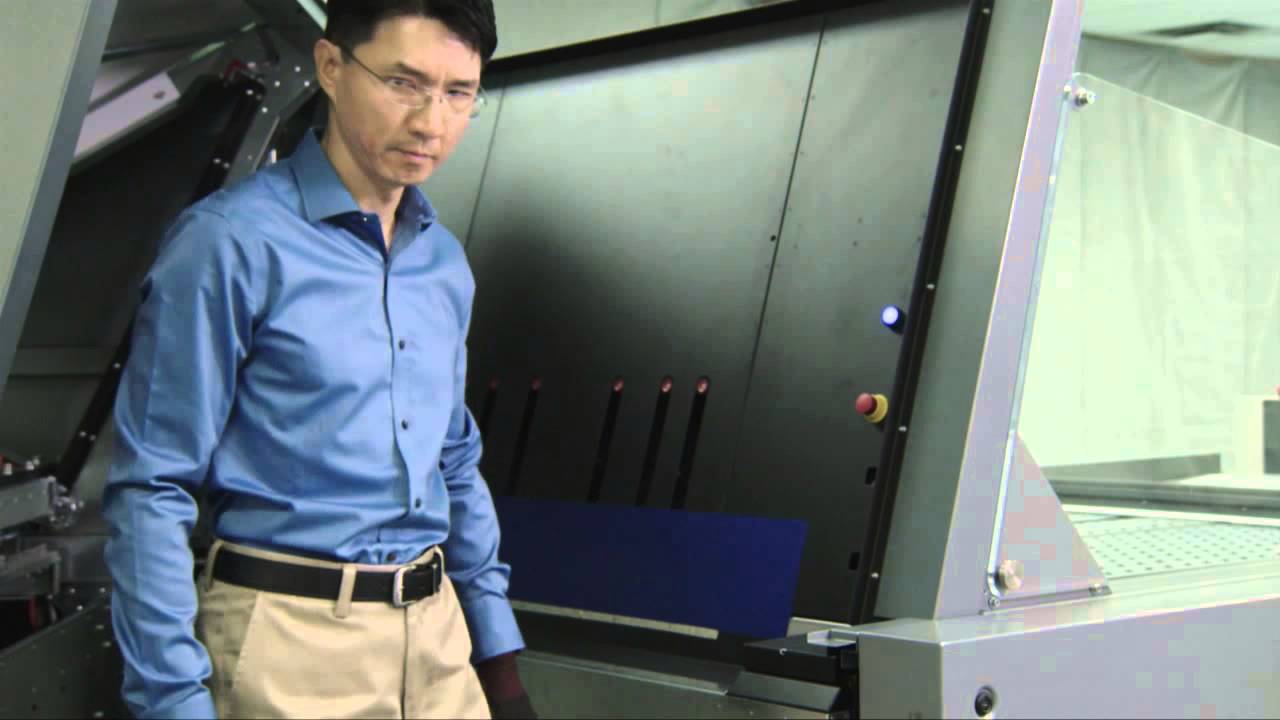 KODAK TRENDSETTER Q400/Q800 Platesetter with Single Cassette Unit and In-line Punch System Option: