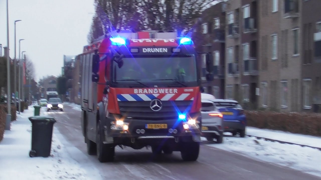 Schoorsteen brand in Drunen | Politie, Brandweer Drunen en Waalwijk met spoed!