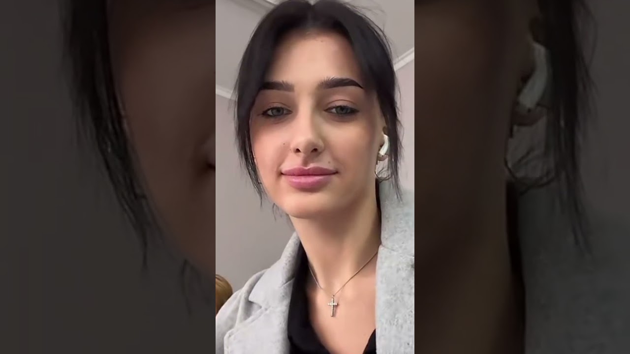 Leslie periscope3956💜#broadcast#stunning#periscope#stream#live#share#lovely girl