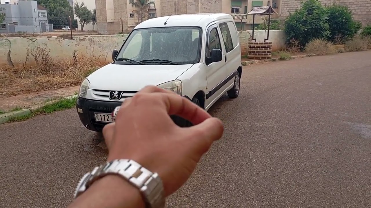 الهمزة لي باغي يخدم بيجو بارطنير موديل 2005 لمليح (pegout partner 2005)