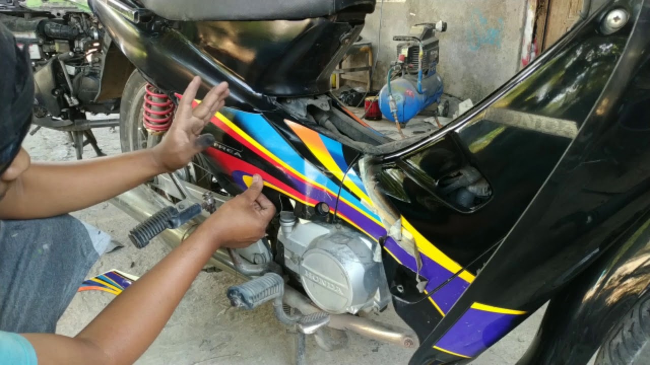 Restorasi honda supra x part 4.// pemasangan striping