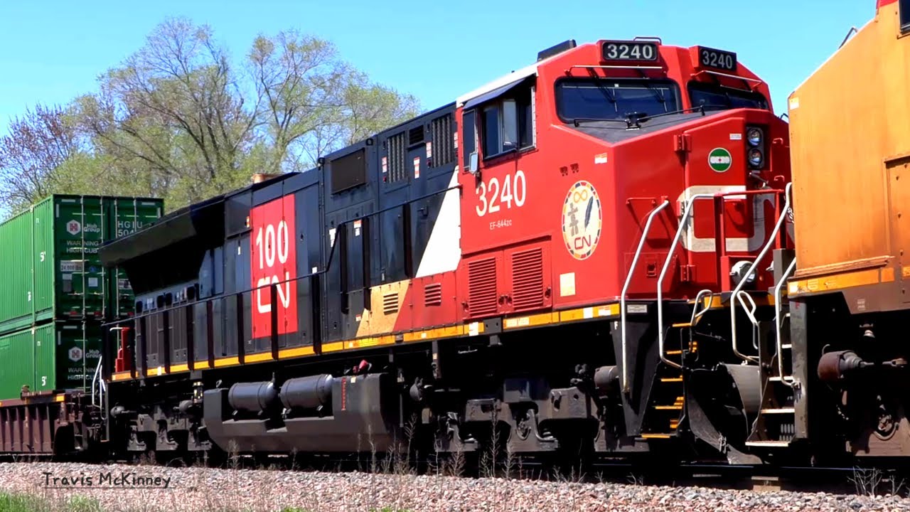 Hot Rails Rochelle, CN 100th Anniversary, Union Pacific Double Coal Train X 2, BNSF H1 in 4K