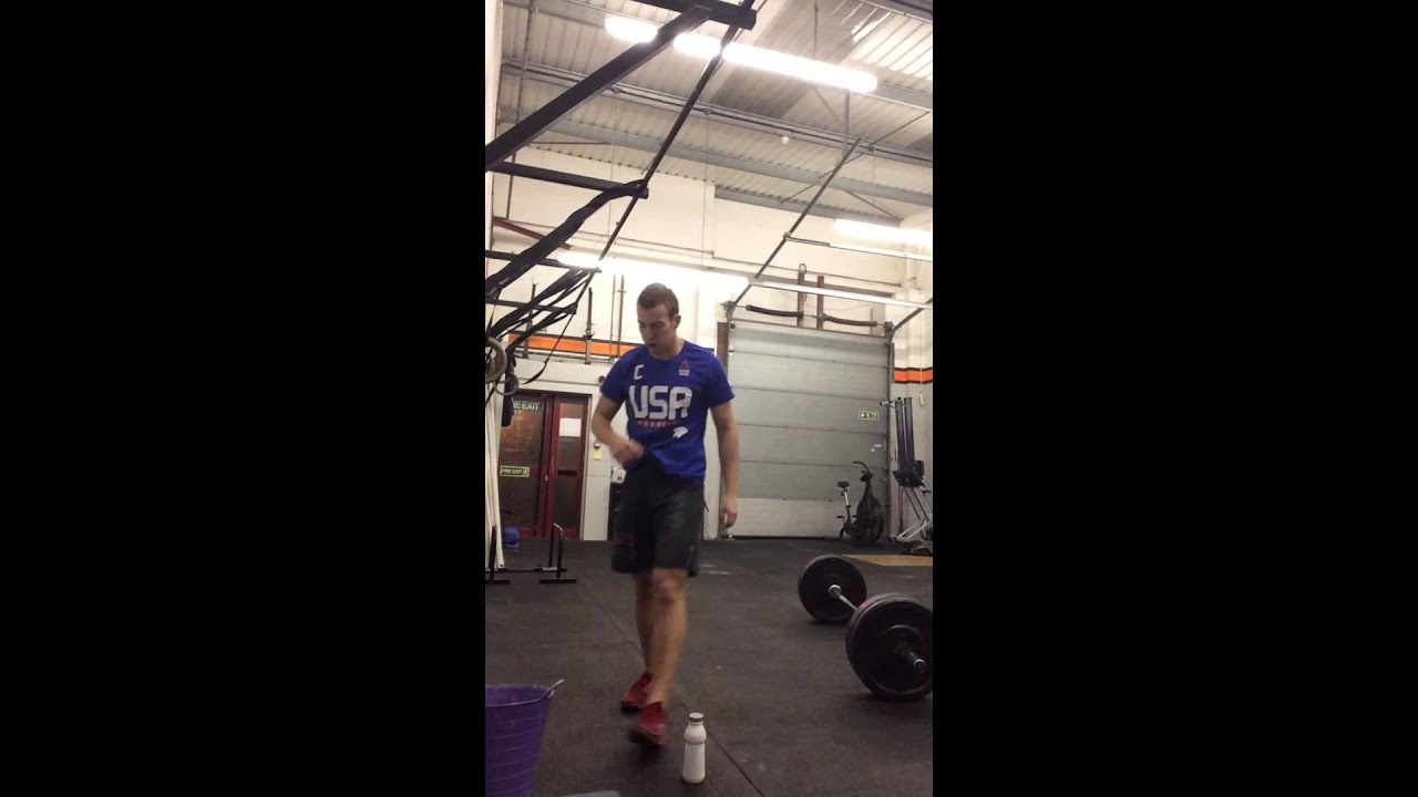 Tom Snelling the athlete games 2015 WOD 2 time - 6:14