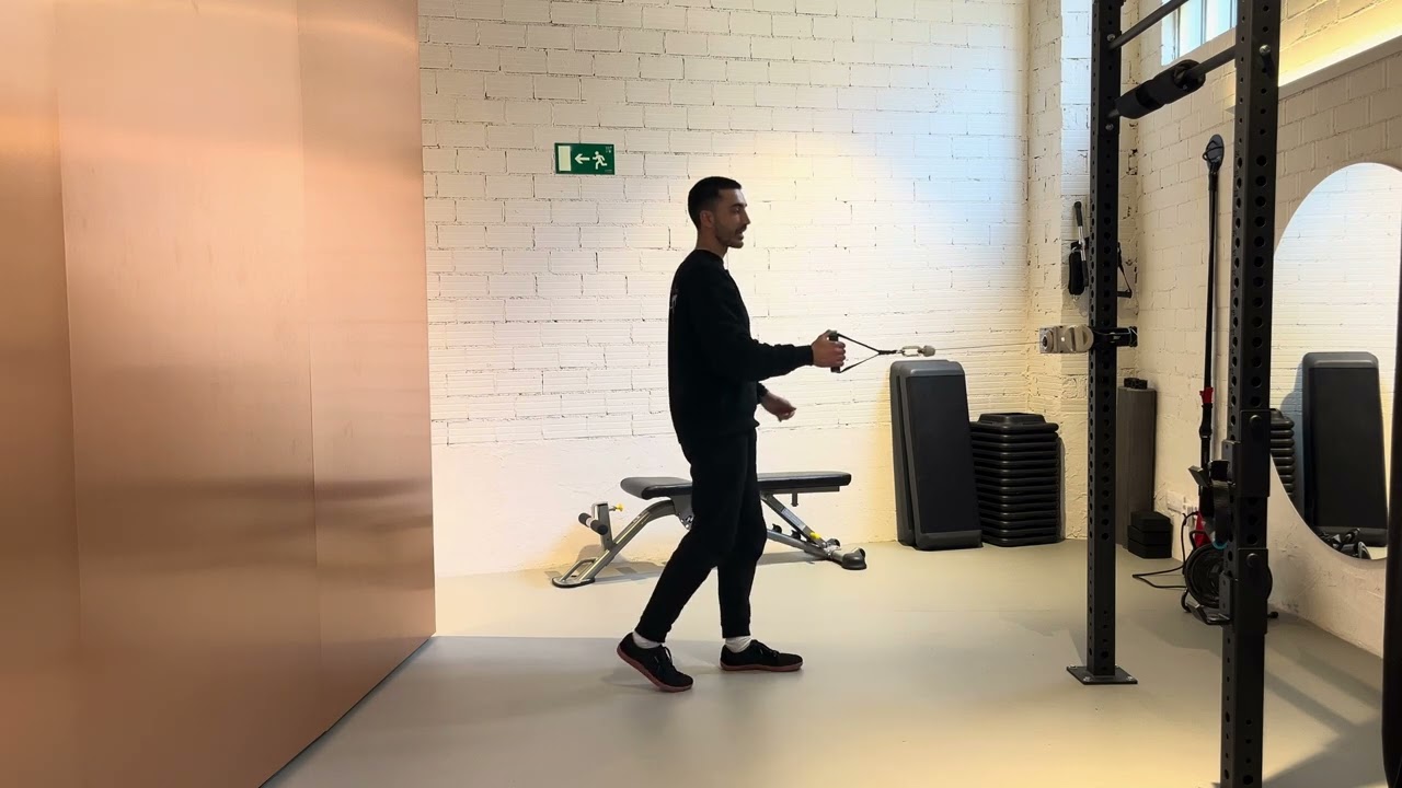 TRACCIÓN HORIZONTAL + PASO ADELANTE