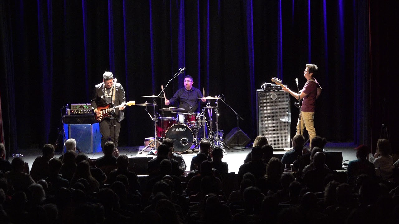 Indigenous - 05-16-2018 - Sellersville Theater - 4K