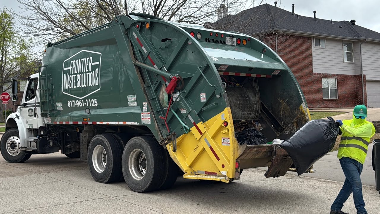 Frontier Waste Solutions Freightliner McNeilus Rear Loader Garbage Truck Packing Out