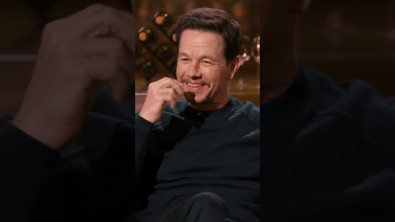 Kevin Hart goes after Mark Wahlberg's age AGAIN #Shorts