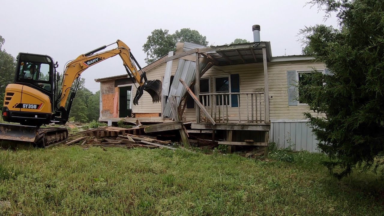 House demolition with Sany SY35u Job got shut down half way!!