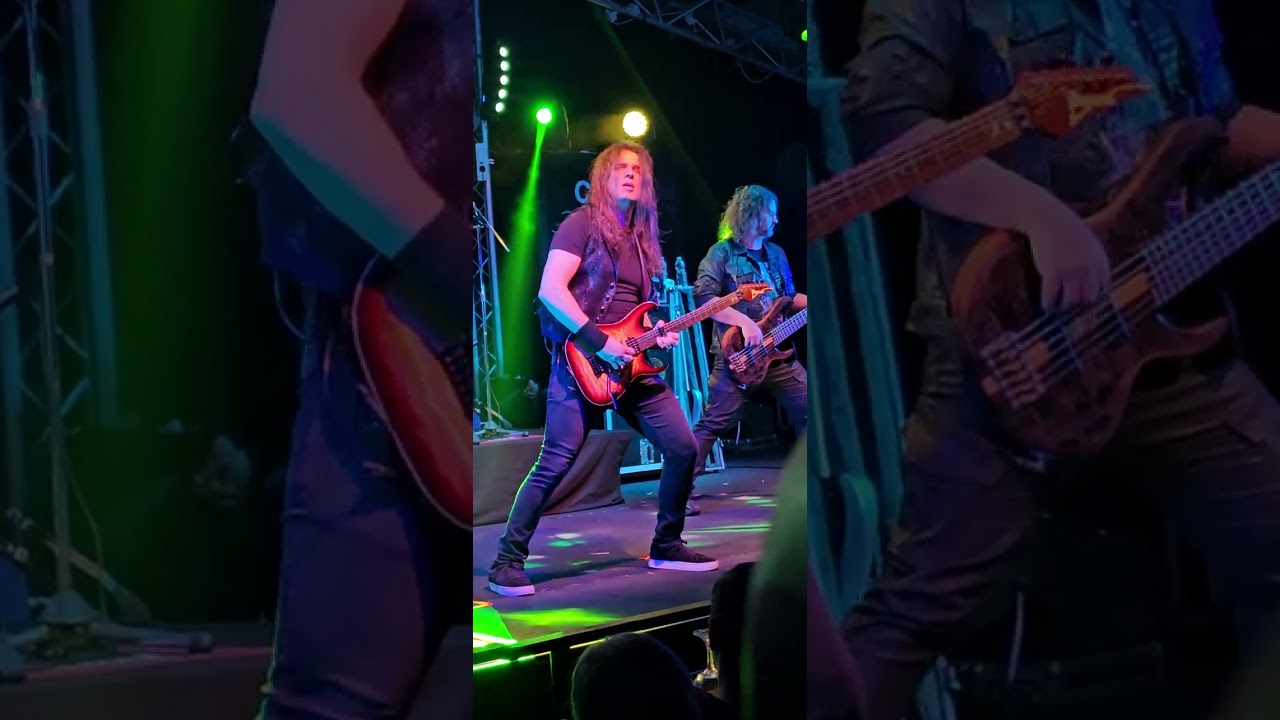 KIKO LOUREIRO 🎸- Pau-de-Arara - live in Rome CrossRoads live club 06.12.2025 