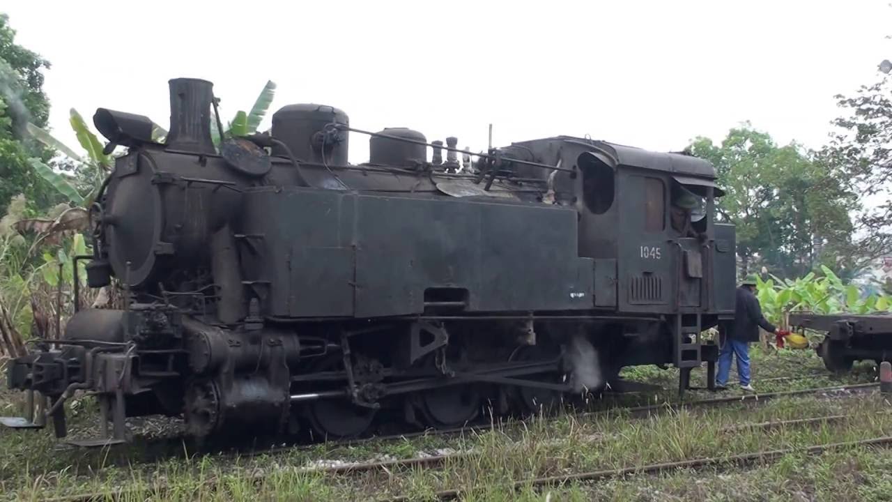 Steam of Thai Nguyen Iron & Steel(TISCO) Railway (Jan.2011) Viet Nam　1ベトナム　タイグエン製鉄の蒸気機関車（2011年1月）　1