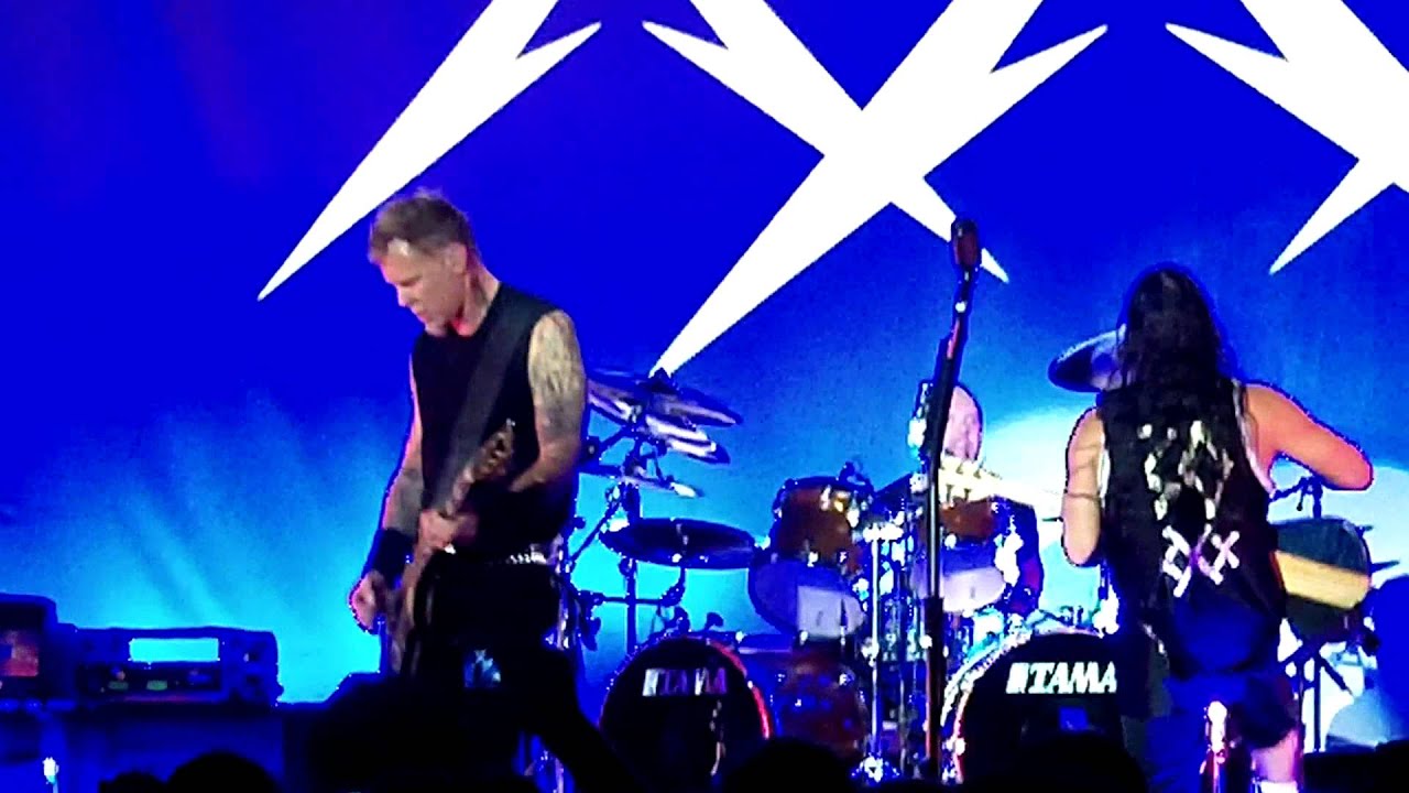Metallica Fillmore 2011: Just A Bullet Away