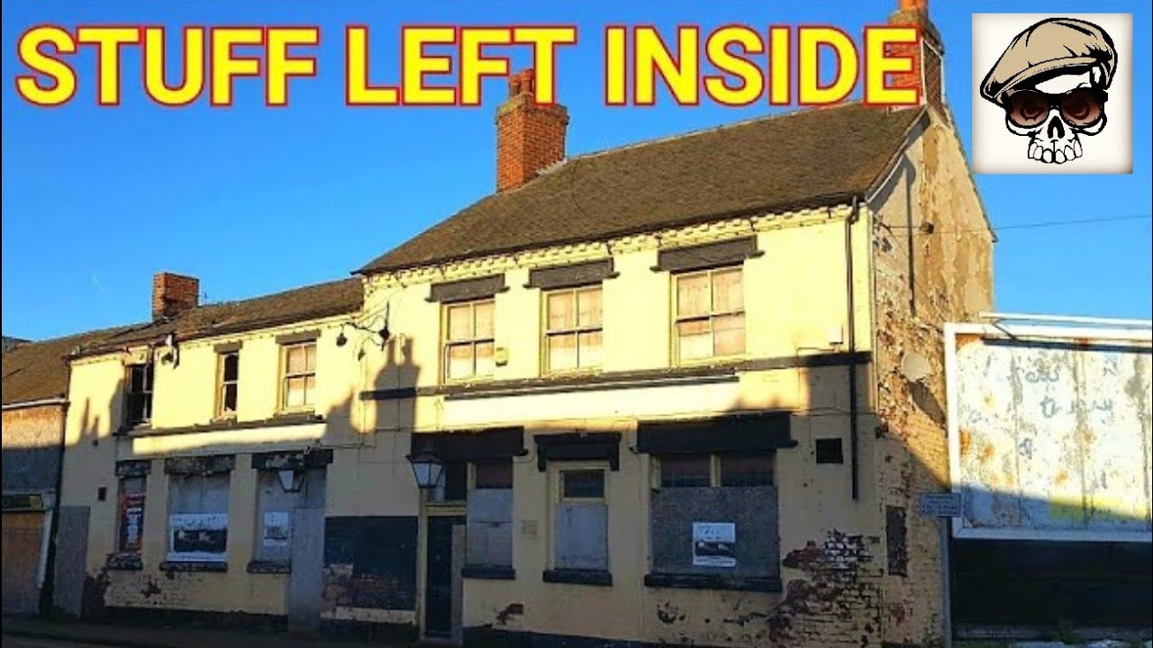 Exploring a VICTORIAN PUB with Stuff Left Inside - Abandoned Places UK