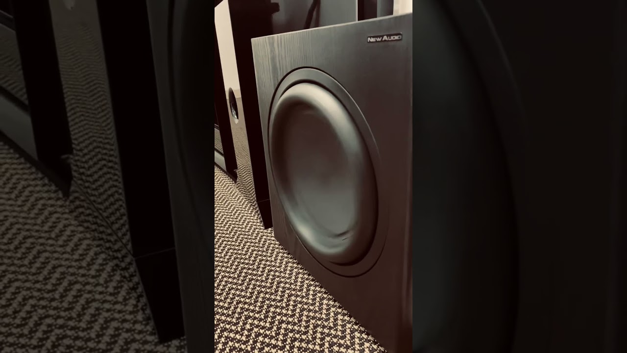 ESSE SUBWOOFER VAI DERRUBAR SUA CASA! 🔊🔊🔊 | ELETROHALEN &Aacute;UDIO E V&Iacute;DEO  #audio #subwoofer #shorts