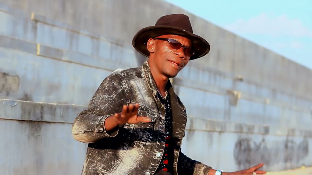 Fitar Omala boss Lill--Wayne  official leone island