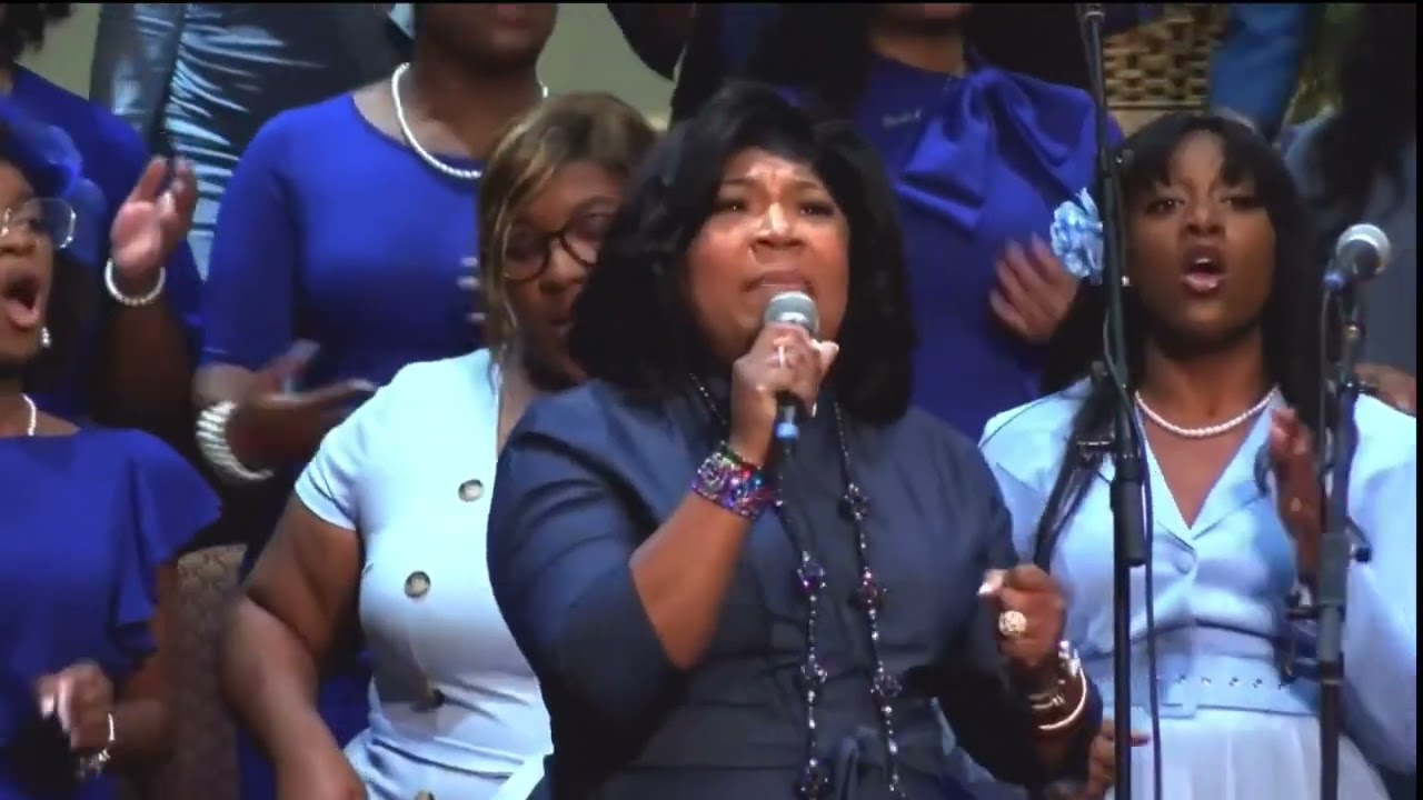 SUGC singing “You’re The Lifter” led by Melete Woods - Terry at our Fall 22’ Concert.