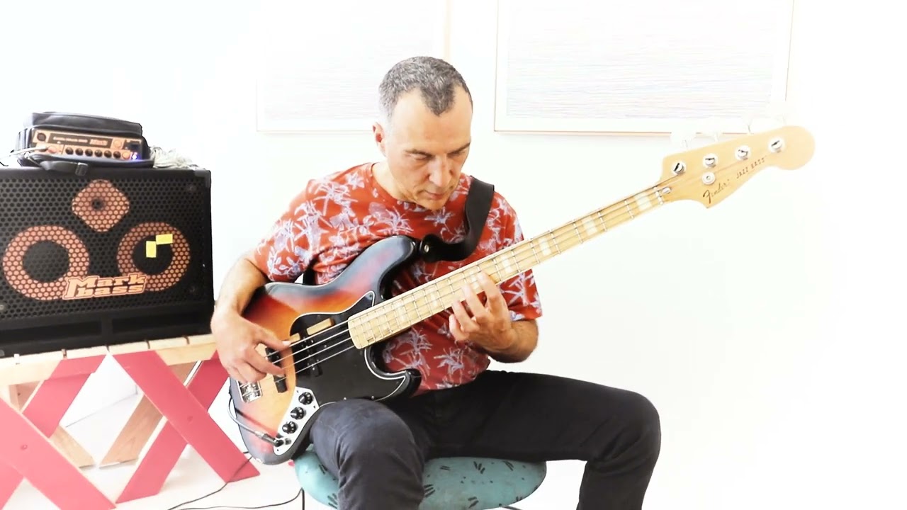 Philippe BUSSONNET. Bass solo - live Galerie Les2Portes - 2024 - Besançon