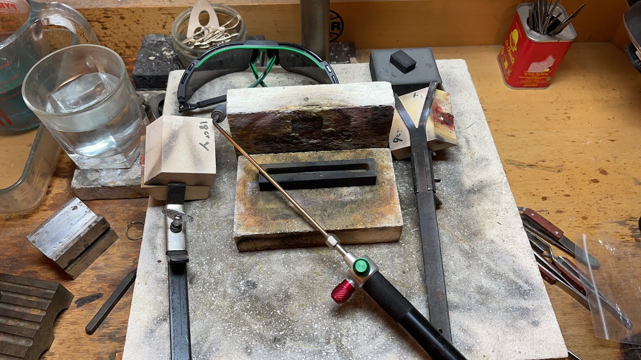 Mastering Goldsmith Techniques: Melting & Casting 18K Yellow Gold for Jewelry Making | Roberts & Co