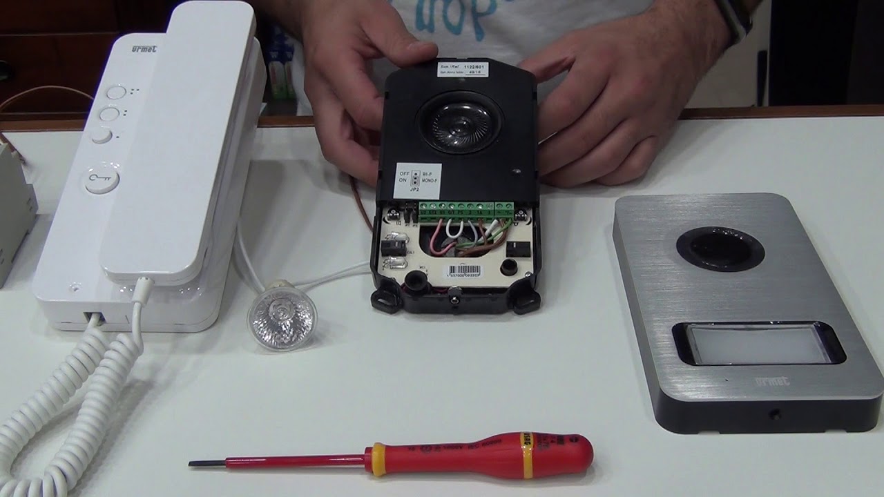 Come si monta un kit citofonico Urmet? Pillola N.77 di Materiale Elettrico