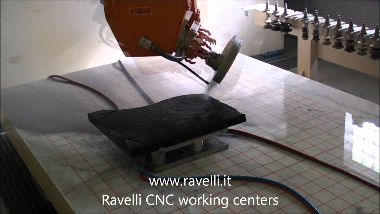 Grabmal / Granit - Ravelli CNC bearbeitungszentrum