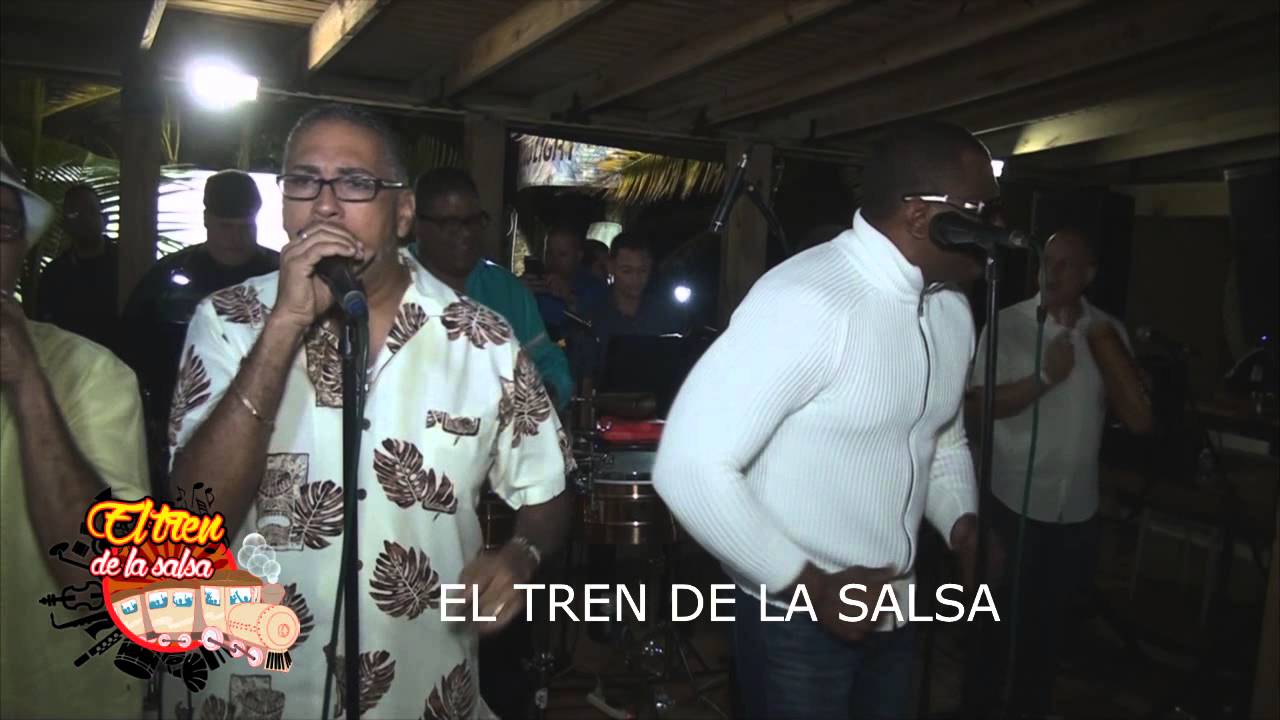 MONCHO RIVERA  CON DON PERIGNON EL NAZARENO