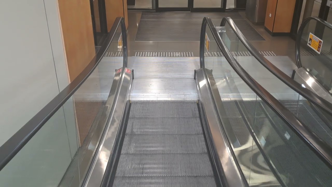 Kone Travelators at Pasadena Shopping Centre 