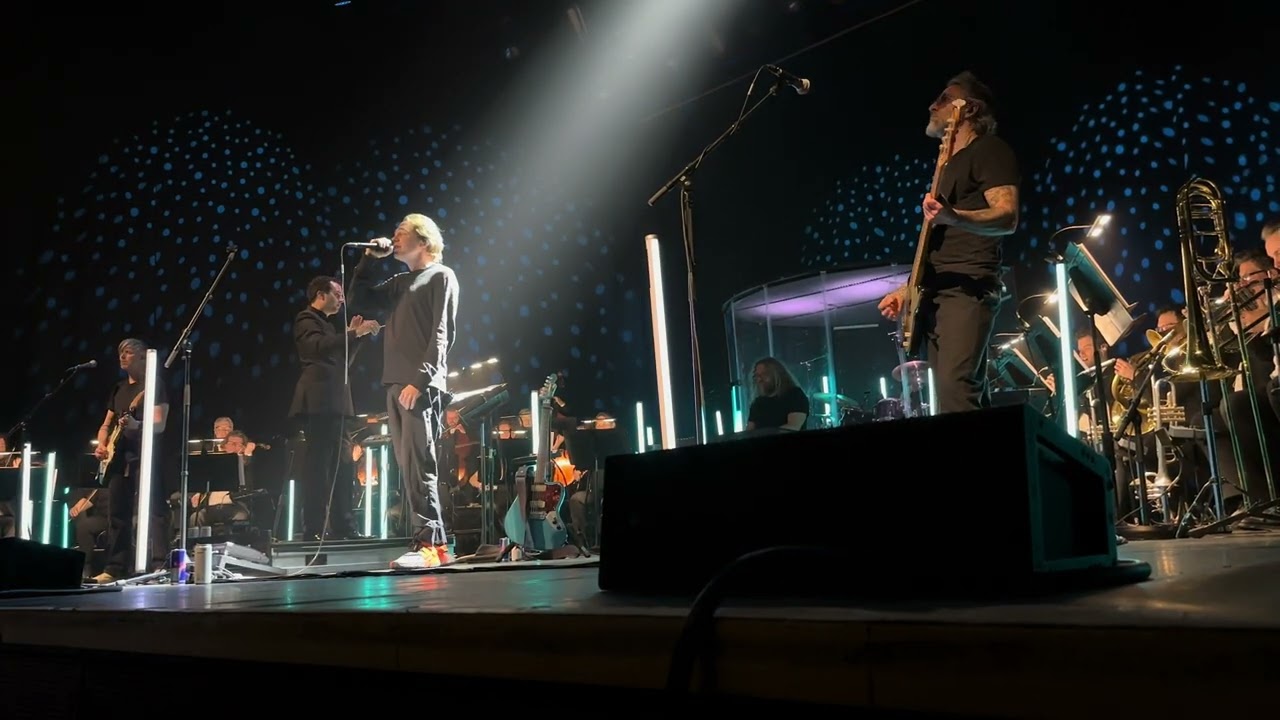 Mew & Danish Chamber Orchestra - Gliding (Live debut) Barbican Hall London, April 3, 2024) LIVE/4K
