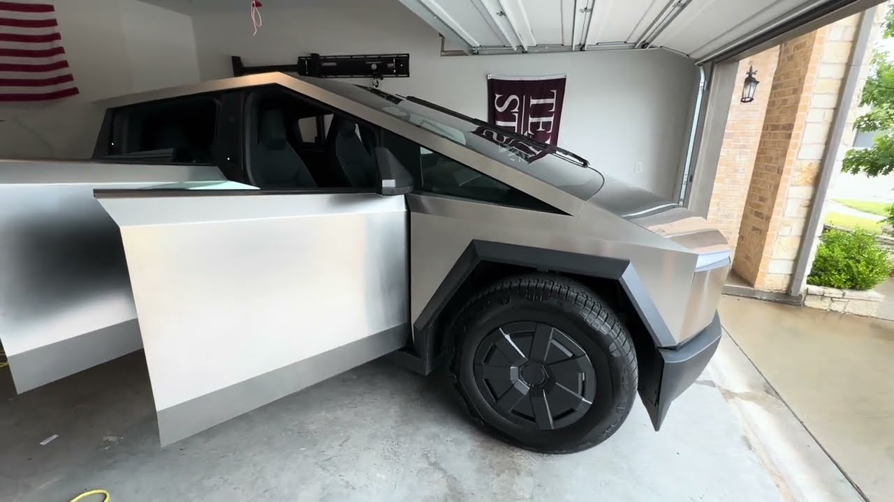 Tesla Cybertruck Inspection after delivery