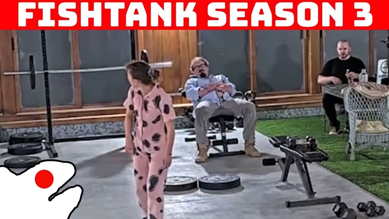 Sam Hyde gives Smack a compliment.