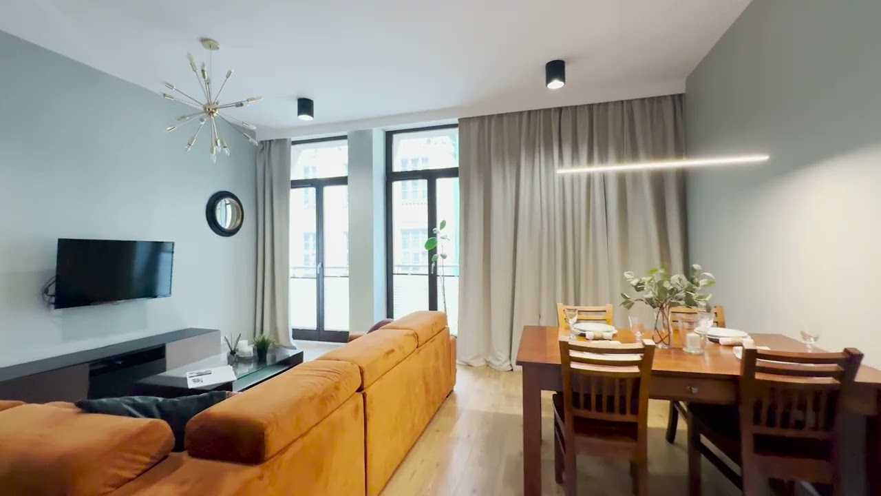 ul. Wielopole, Kraków +48 731 070 300