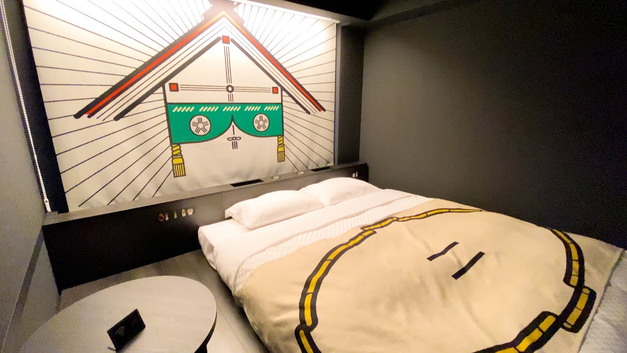 Staying in a Unique Tiny Room in Kyoto | HOTEL TAVINOS 🏨&nbsp;🍜